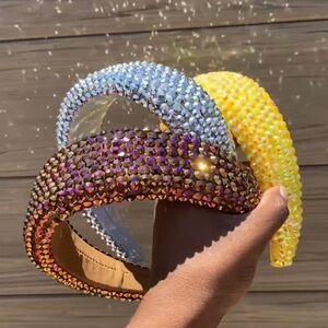 Bedazzled brown puffer headband. Shines so bright in the light.